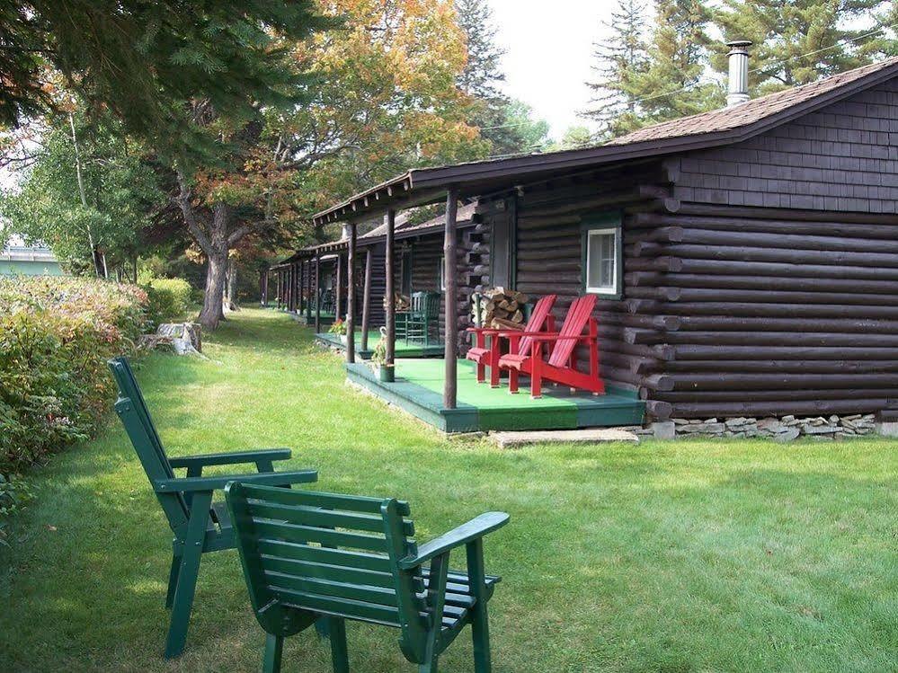 Pond'S Resort Blackville Eksteriør bilde
